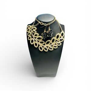 Vintage Bold Collar Necklace & Clay Hook back Earring Set